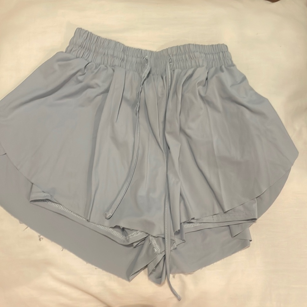 Altar’d State Flowy gymshorts with liner